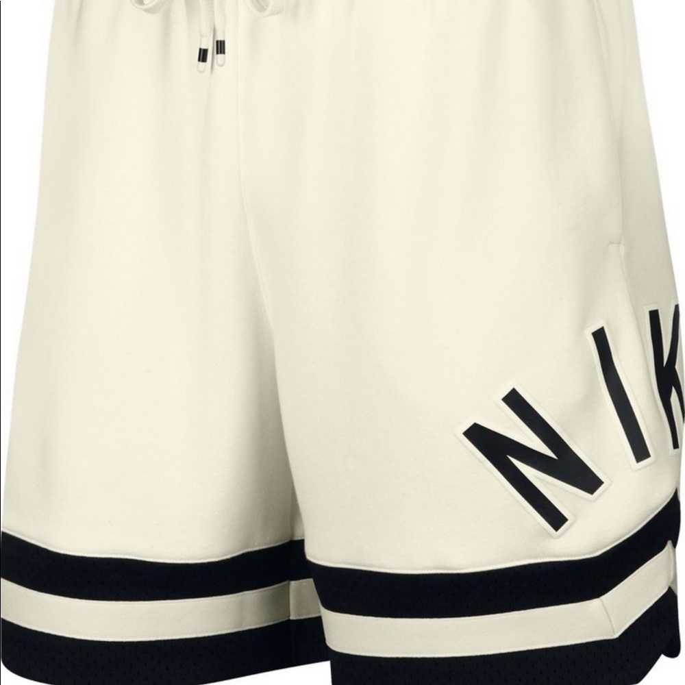 Nike SOLD ‼️Men’s NSW Air Shorts size XXL